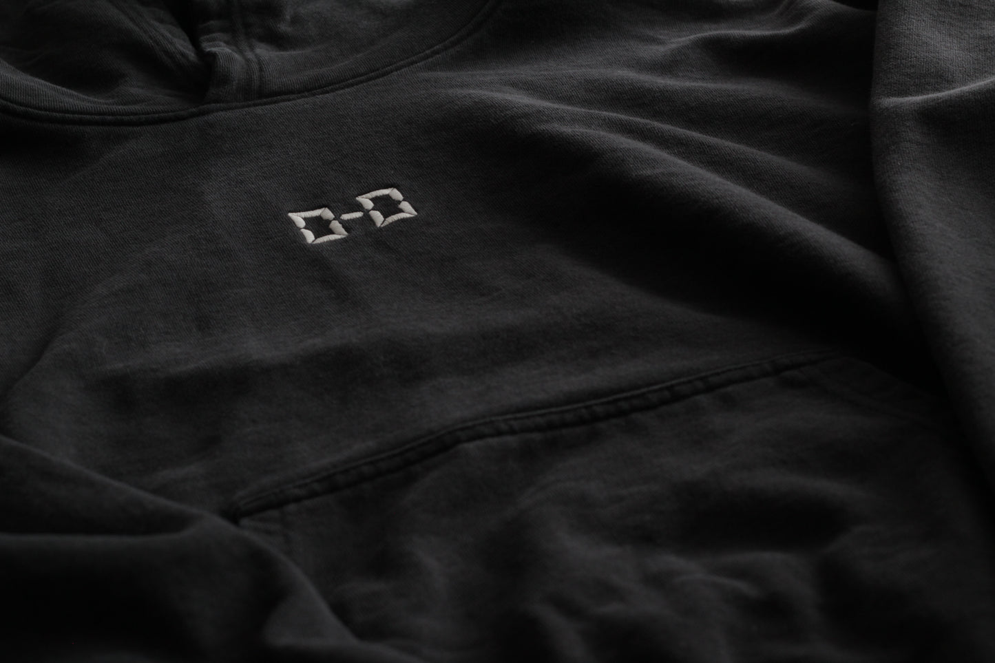 0-0 - HOODIE
